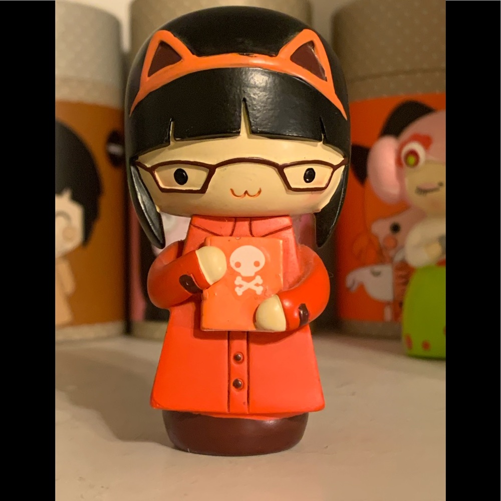 Clarice 2011 momiji figurine